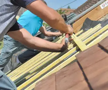 Travaux reparation toiture 79